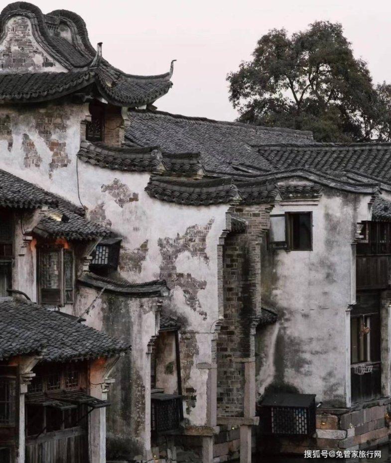 逃离违建房屋9